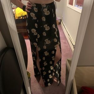 Long maxi skirt